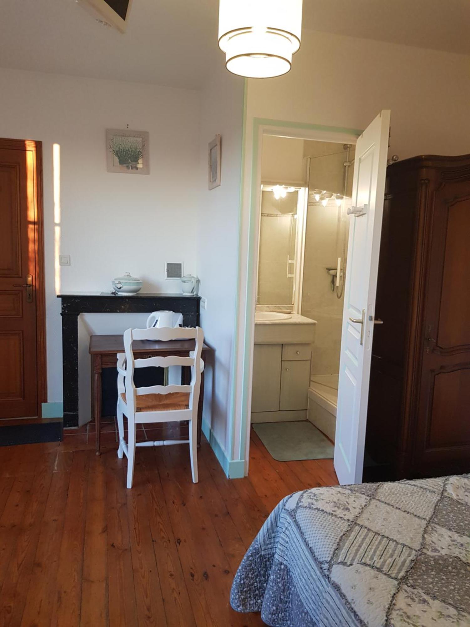 Chambres D'Hotes Anne-Marie Châtillon-sur-Indre Exterior foto